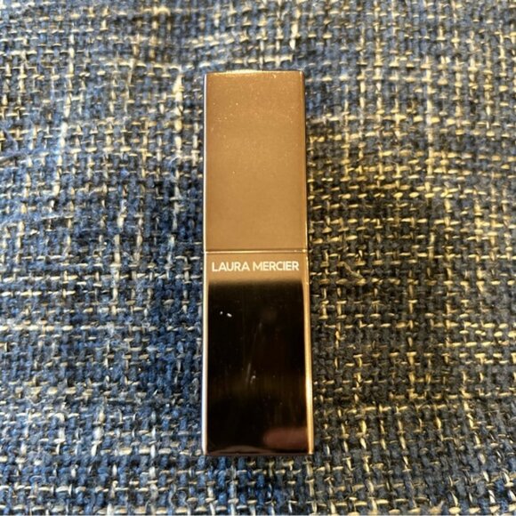 Laura Mercier Rouge Essentiel Silky Cream Lipstick in ROUGE ULTIME Full Size - Picture 3 of 4